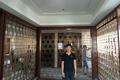 不锈钢屏风安装现场